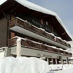 Petit Paradis