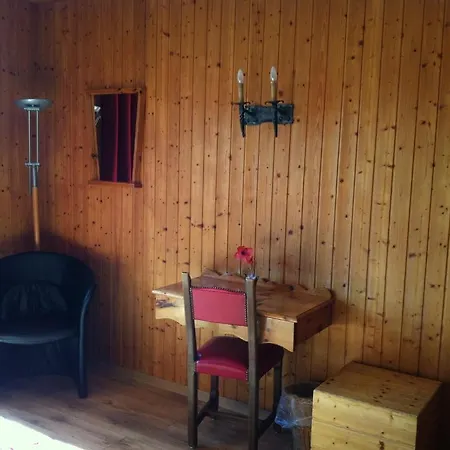 Petit Paradis Inn