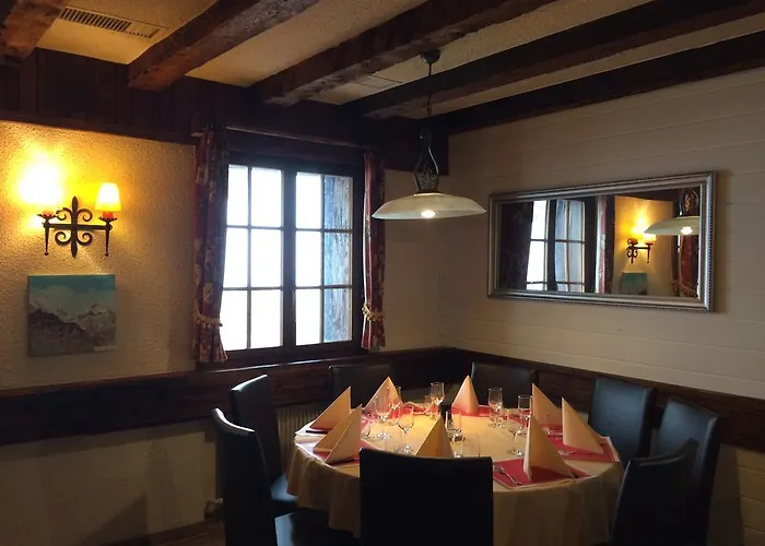 Petit Paradis Han/Misafirhane Crans-Montana